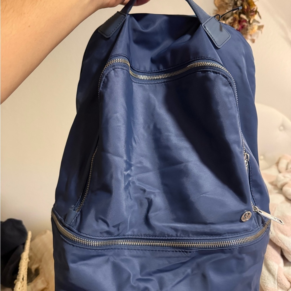 Lululemon back pack